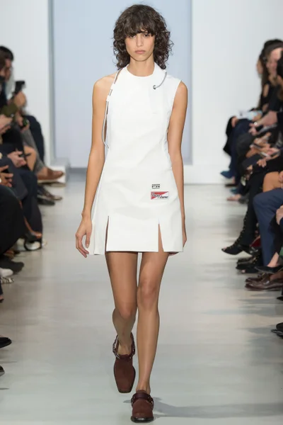 Look 5